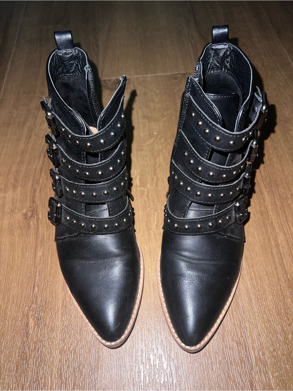 Size 5.5 Women's Black Studded Pointed-Ankle Boots